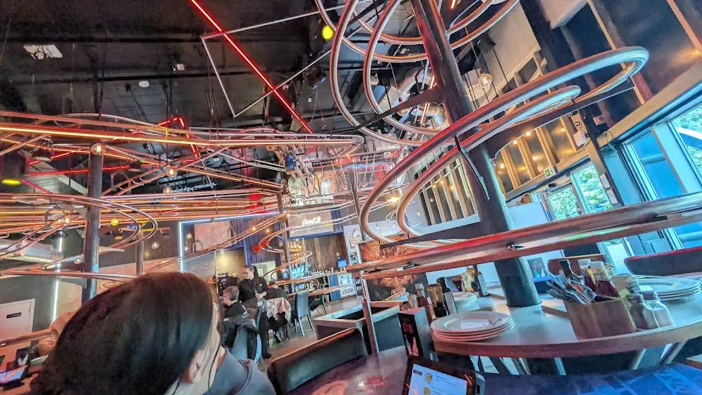 Rollercoaster Restaurant_Alton_slider_image_3