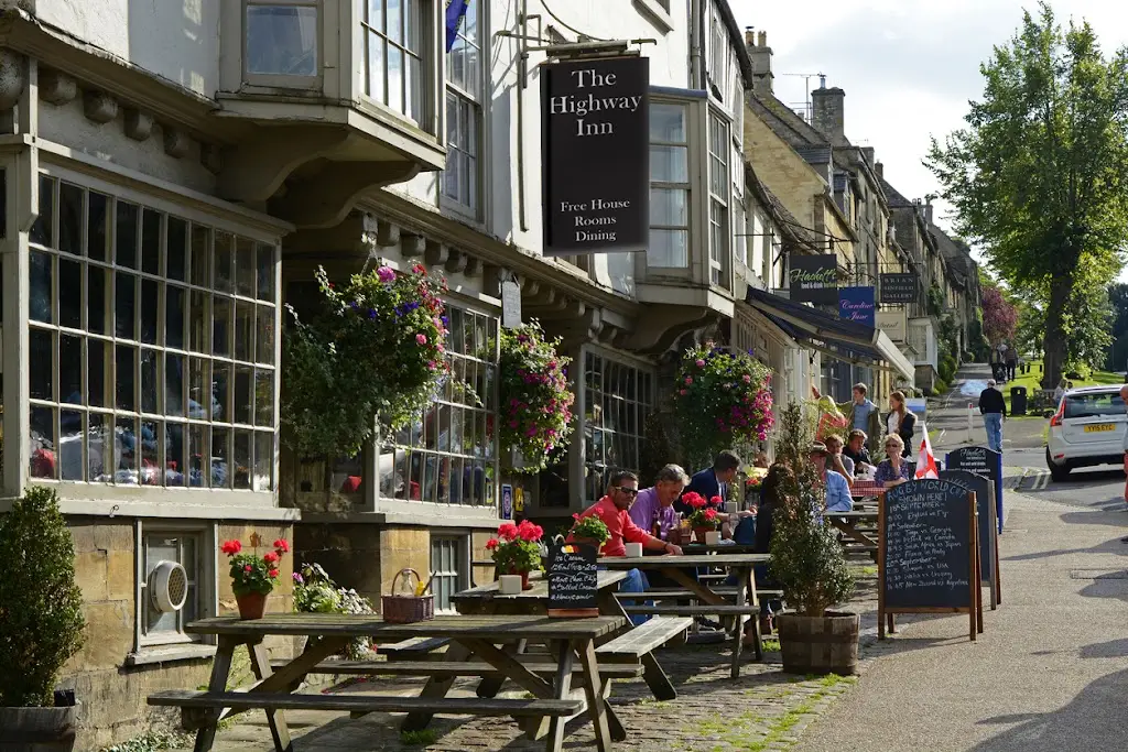 Highway Burford restaurant in Burford