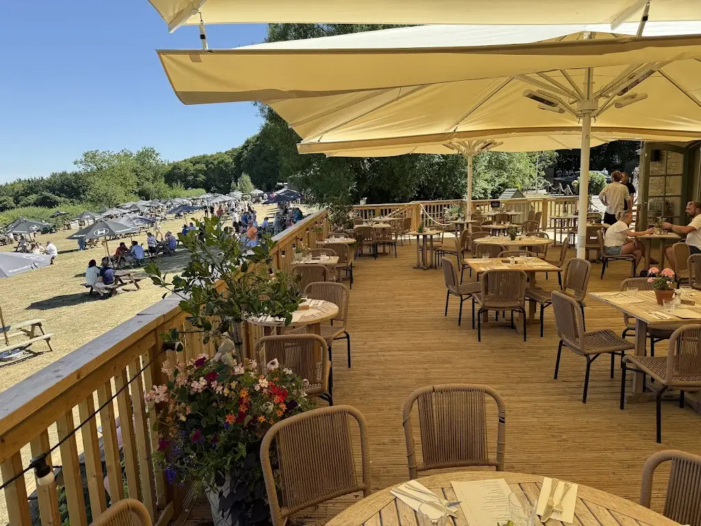 The Farmer’s Dog_Burford_slider_image_1