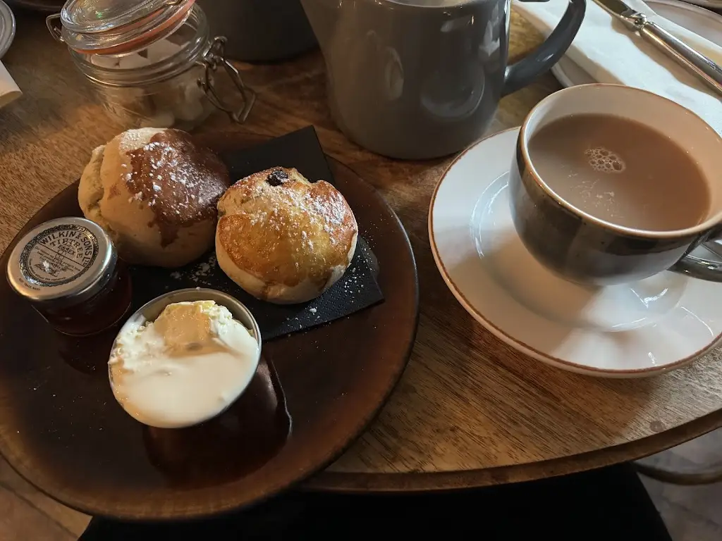 Sunny Bap_The Bay Tree Restaurant_Burford_review