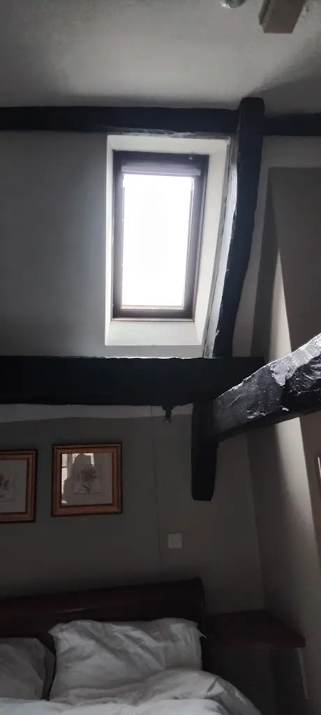 Querida Gardiner (Mollyandme)_Burford House_Burford_review