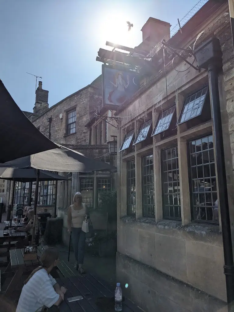 Michael Byrd_The Mermaid Inn_Burford_recensione