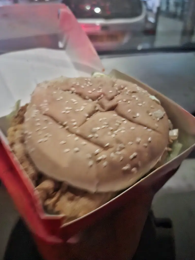 H B-T_Miami Crispy Burnage - Manchester_Burnage_review