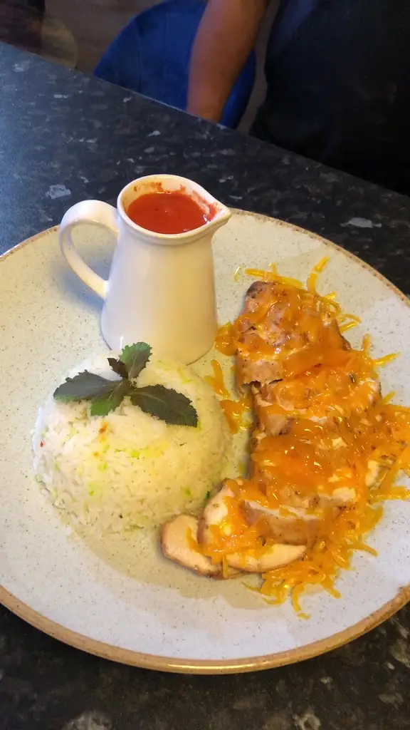 Zaynes Indian Cuisine_Bulkington_slider_image_2