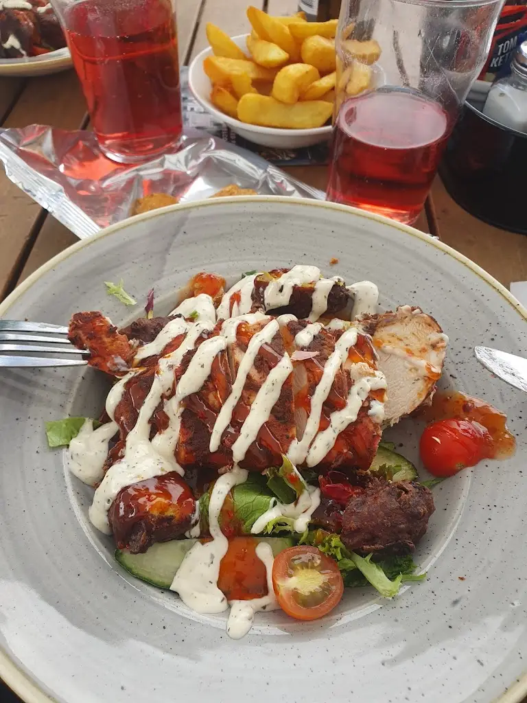 Deborah Austin_The Greyhound Inn_Bulkington_review