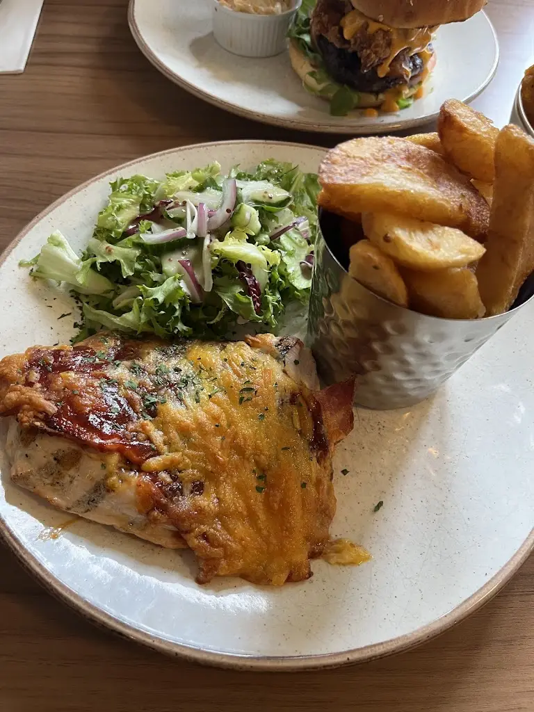 The Old Crown_Bulkington_slider_image_2