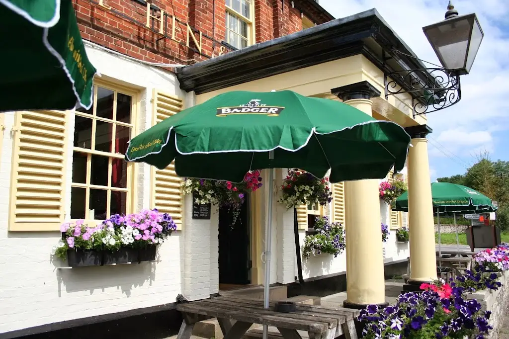 The Hen and Chicken Inn restaurant in Alton