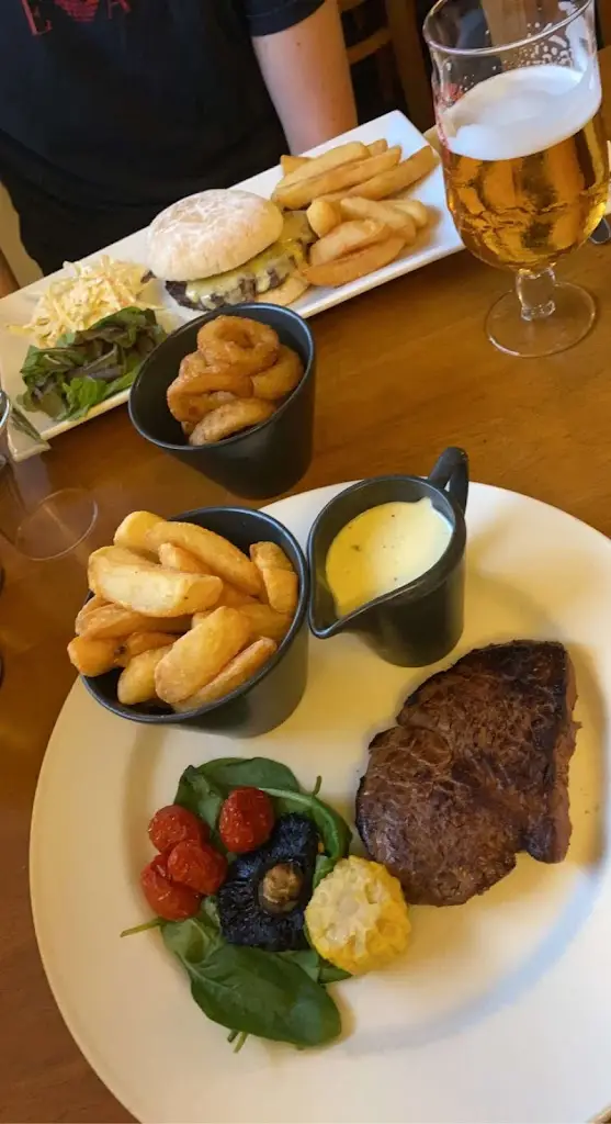 Menu_The Shilton Arms_Bulkington_image_6