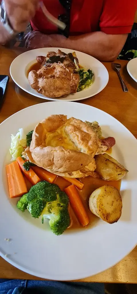 Menu_The Shilton Arms_Bulkington_image_8