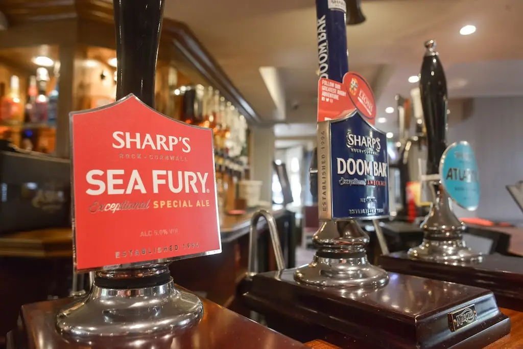 Menu_The White Lion_Bulkington_immagine_3