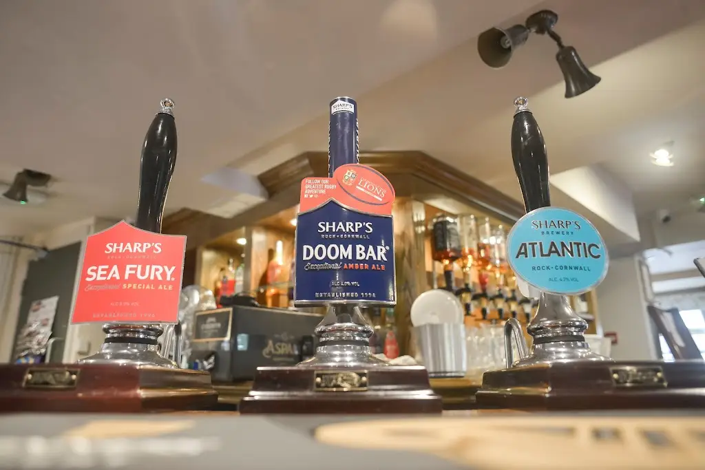 Menu_The White Lion_Bulkington_immagine_4