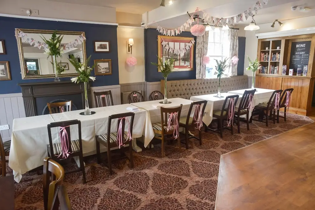 The White Lion_Bulkington_slider_image_3