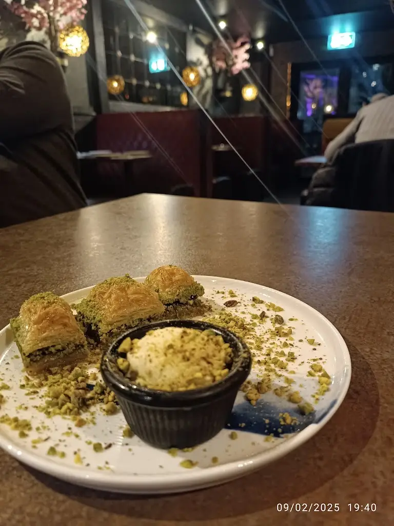 Menu_Turkuaz Rochester_Burham_imagen_7