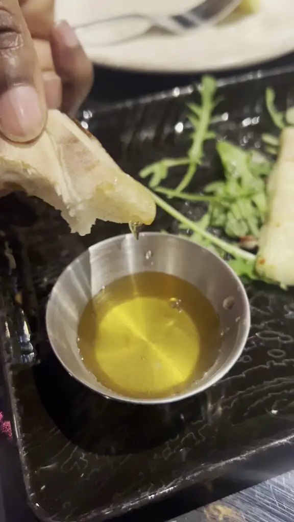 Aden Lounge_Burham_slider_image_2