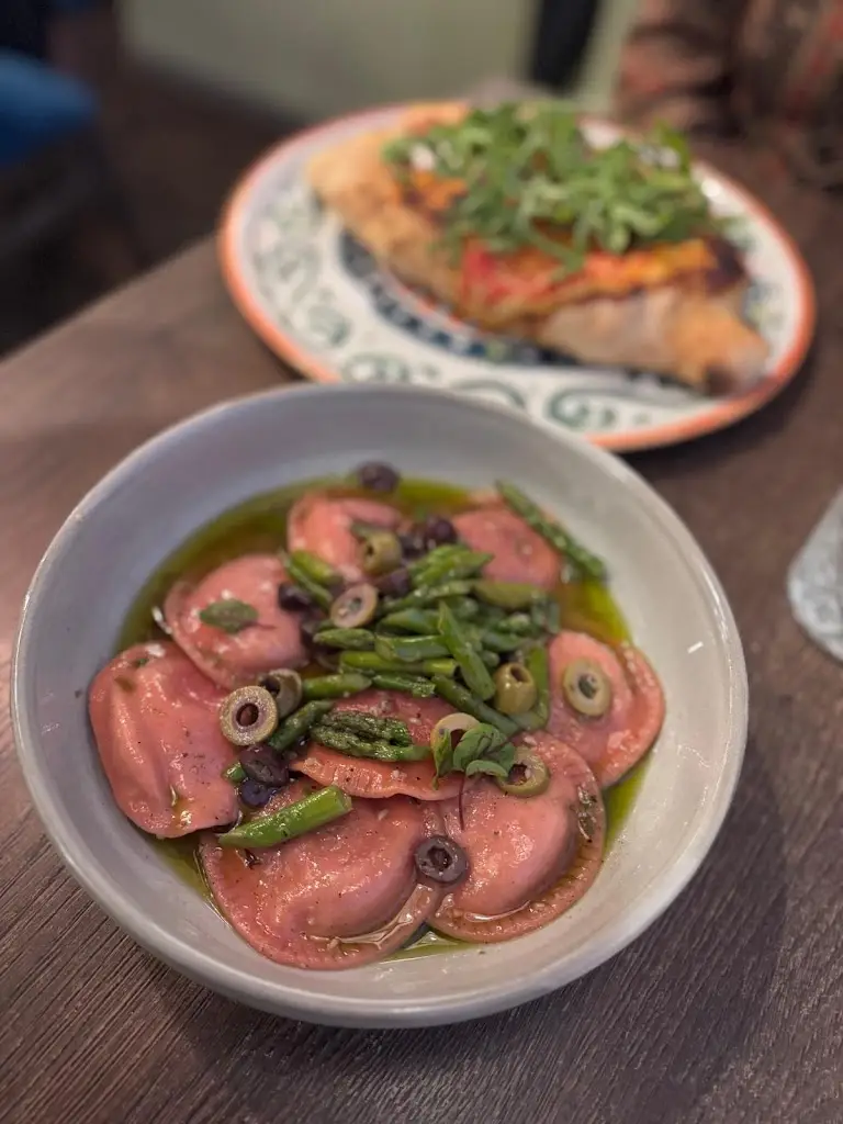 Arty Amarisa_Fratelli_Ampthill_review