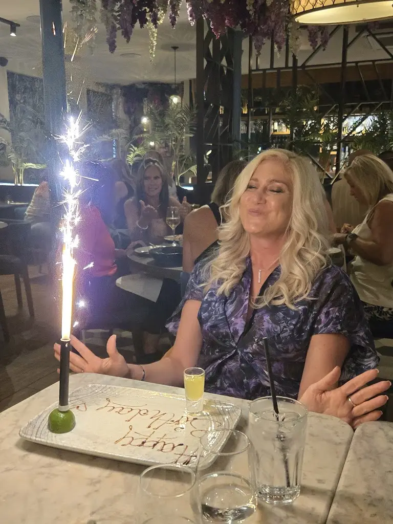 Kayleigh Farnworth_Fratelli_Ampthill_review