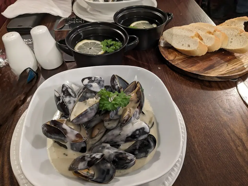 Menu_Jones's Bistro_Burbage_image_3