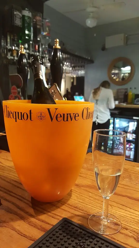 Menu_Cross Keys_Burbage_image_9