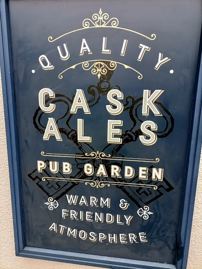 Adam Humphreys_Cross Keys_Burbage_review