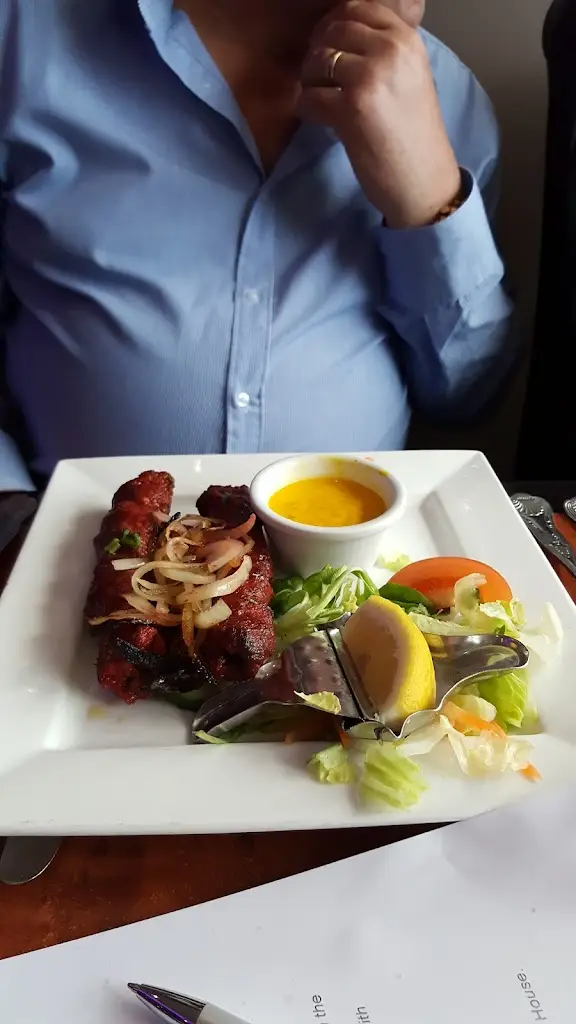 Menu_The Windsor Tiffin_Burbage_image_8