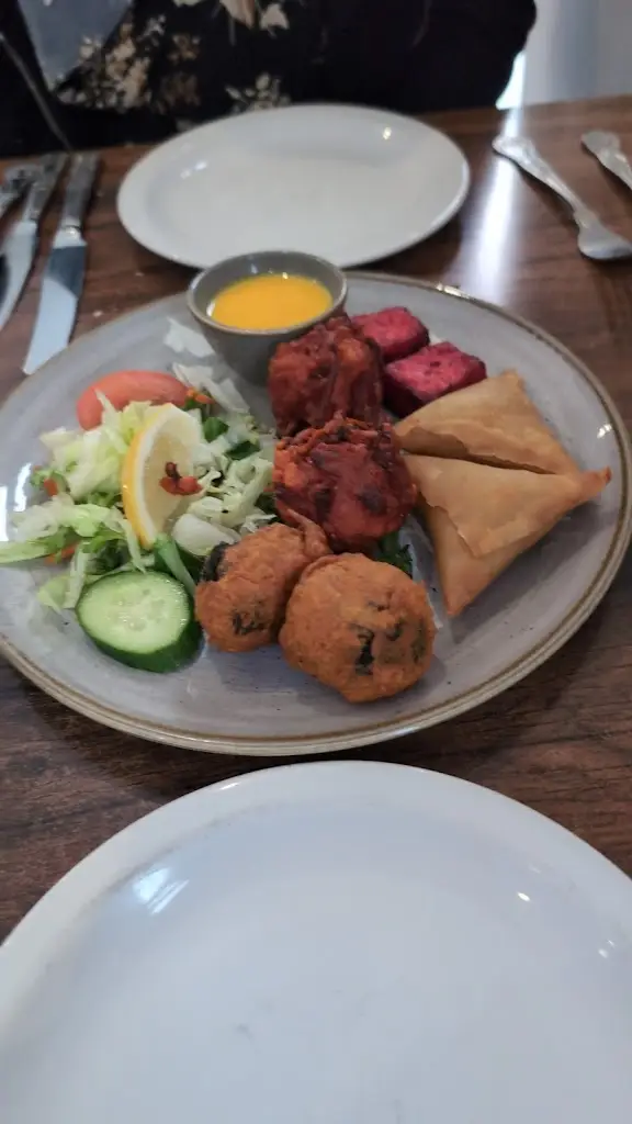 Jordan McGrath_The Windsor Tiffin_Burbage_review