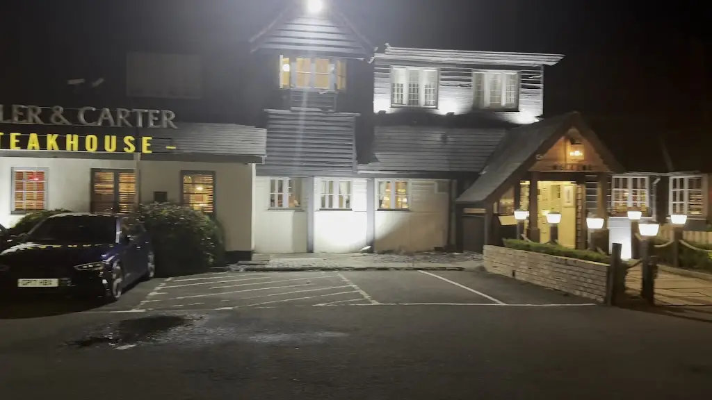 Miller & Carter Hinckley_Burbage_slider_image_2