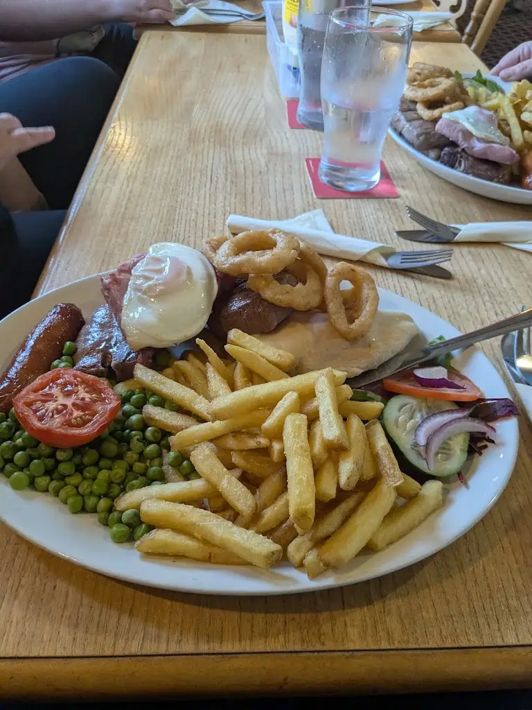 Jordan Wilson_Lime Kilns_Burbage_review