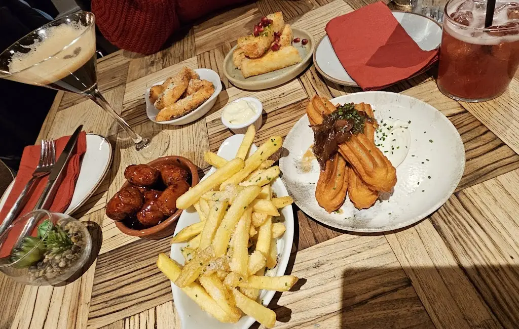 Paul Masters_Peppervine_Burbage_review