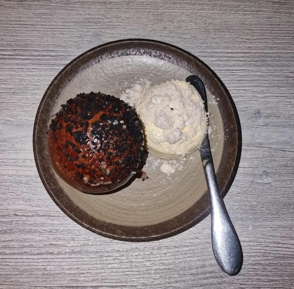 Tom Greany_Eileen’s by Steve Barringer_Ampthill_recensione