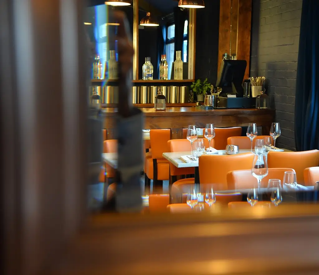 Eileen’s by Steve Barringer_Ampthill_slider_image_1