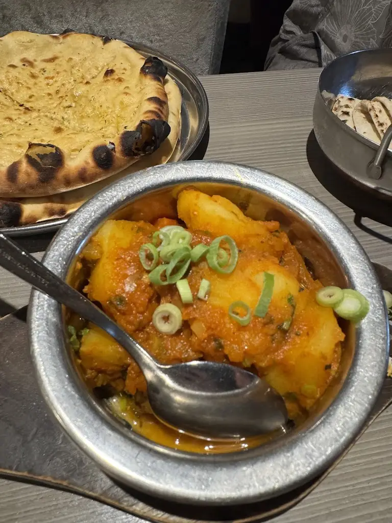 Silchar Indian Dining_Burbage_slider_image_3