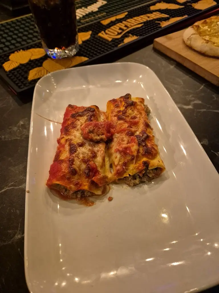 Hannah Elizabeth_Pane e Gusto_Burbage_review