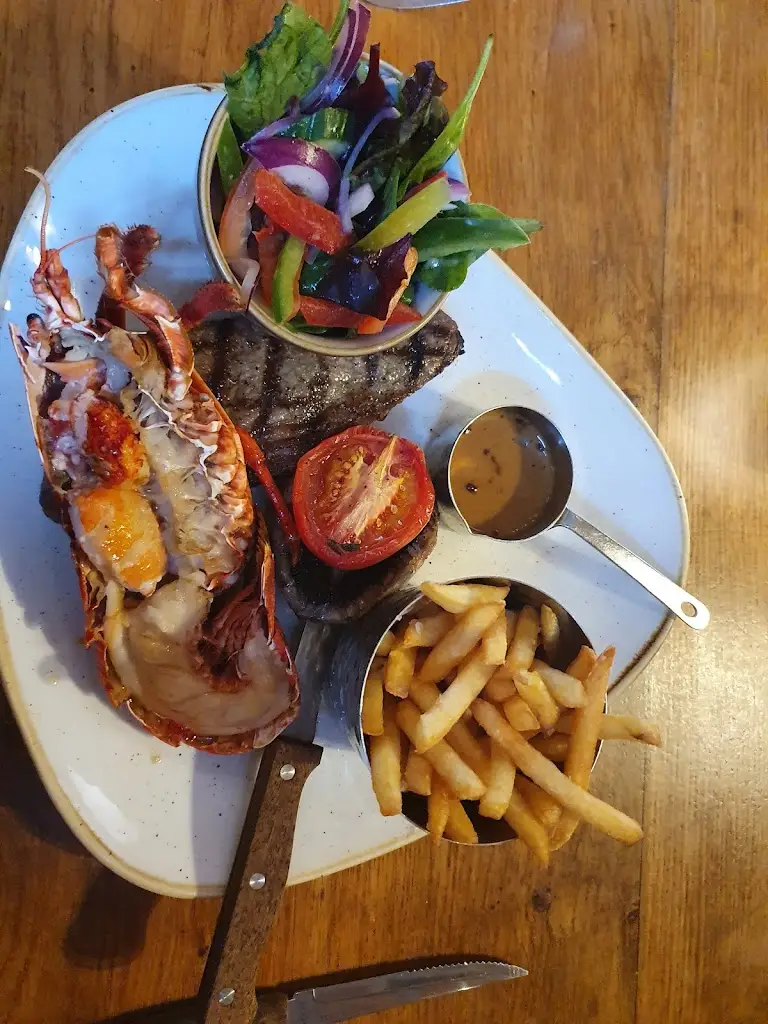 Menu_Barnacles Restaurant & Bar Bistro_Burbage_image_6