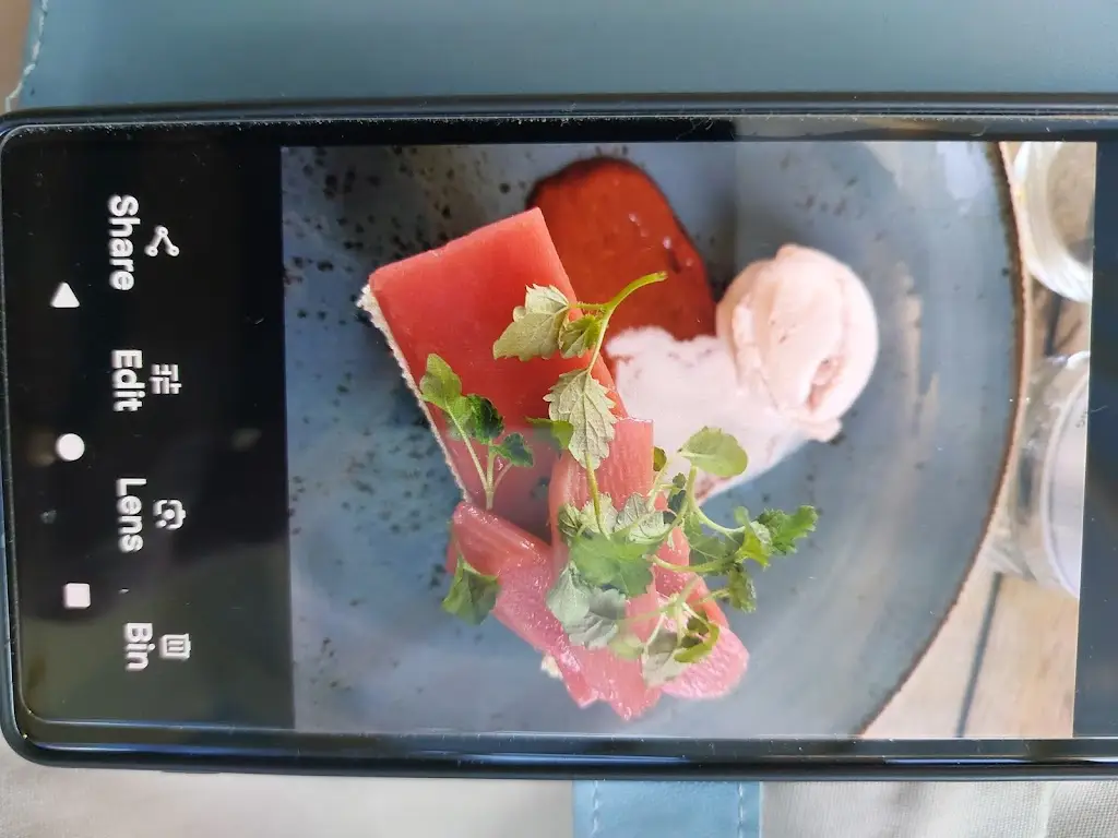 Barry Cunliffe_Barnacles Restaurant & Bar Bistro_Burbage_review