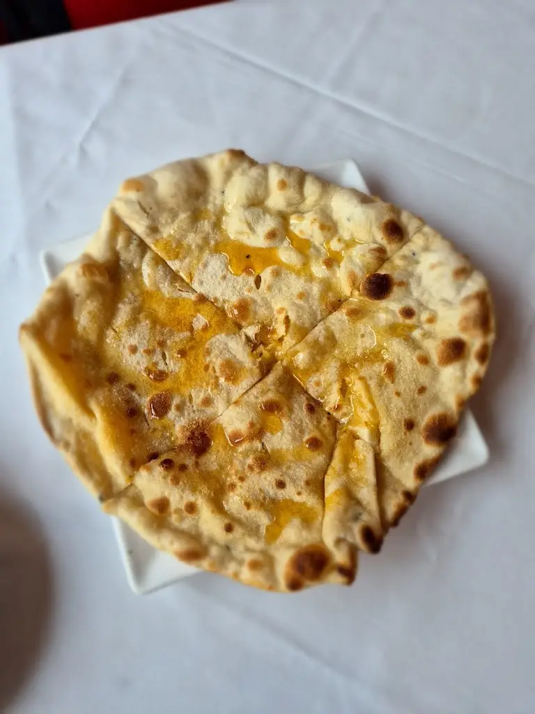 E Gabriel_Bangla Pride_Burbage_recensione