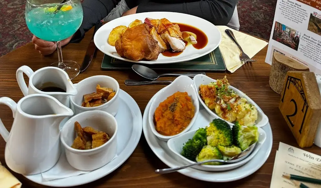 Cess Yraola_The Oak Barn Bar & Restaurant_Burgess Hill_review