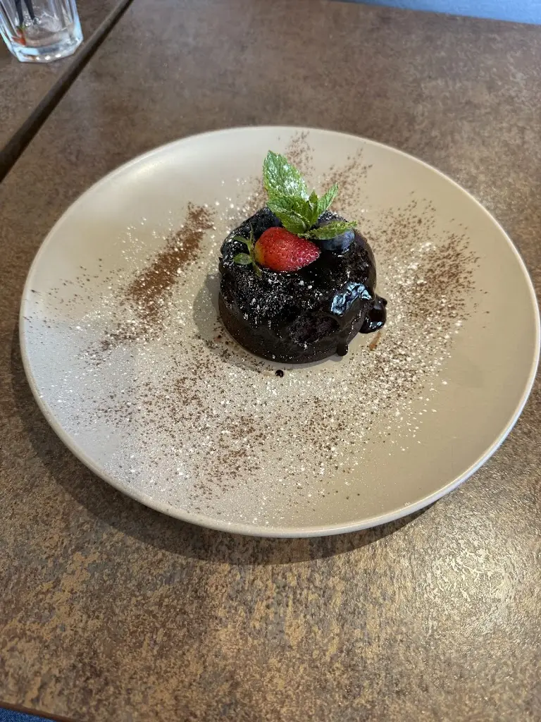 Paradise Enterprises_Buon Appetito Burgess Hill_Burgess Hill_review