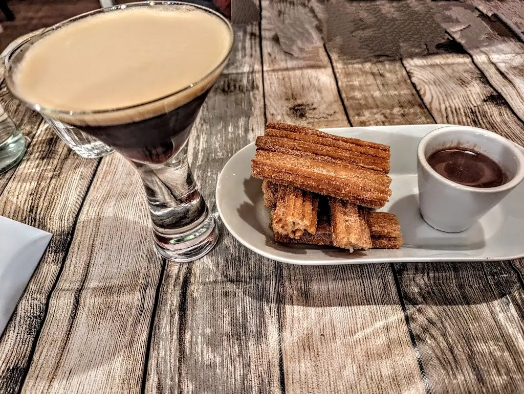 Kathy Sutherland_Plaza Uno_Burgess Hill_review