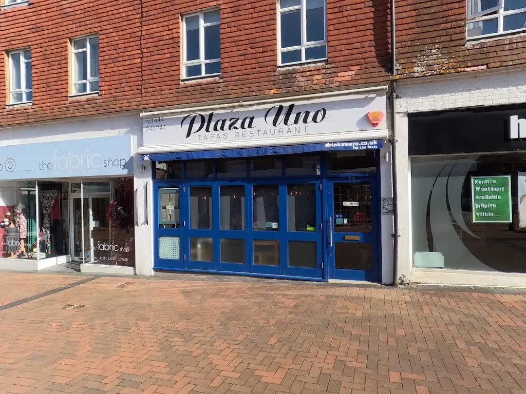 CONNECTSEO_Plaza Uno_Burgess Hill_review