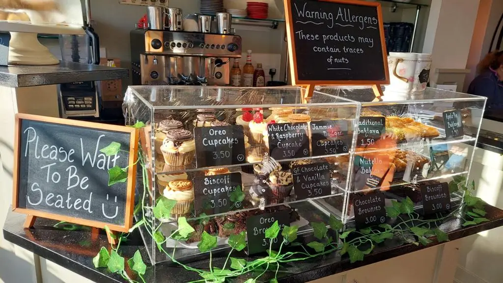 Petek's on the Park_Burgess Hill_slider_image_1