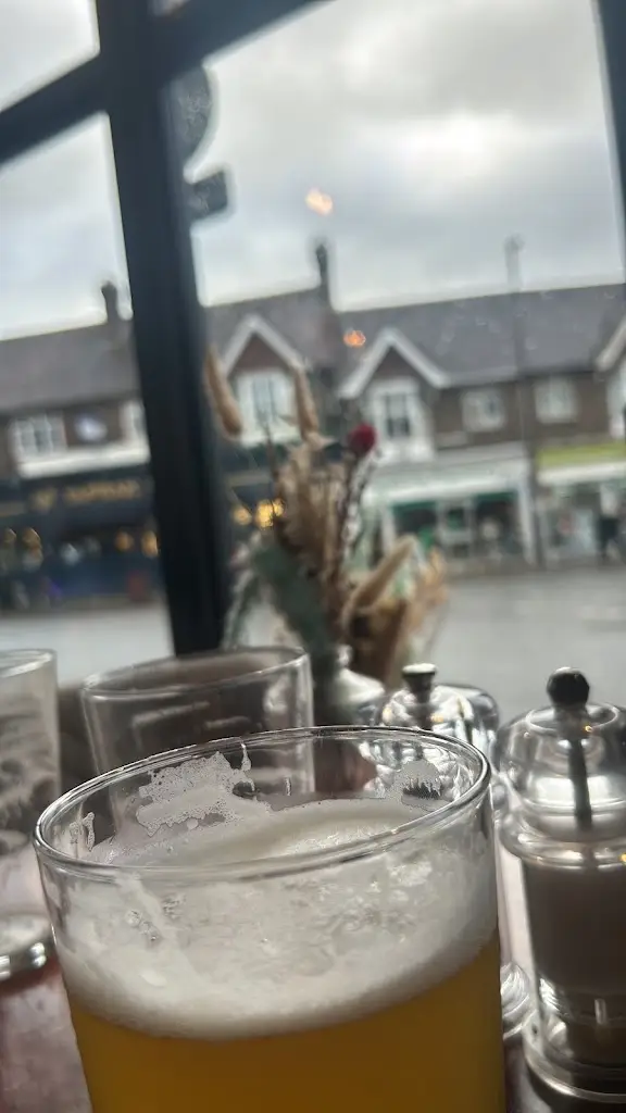 Eduardo Jardim_Quench Bar & Kitchen_Burgess Hill_review