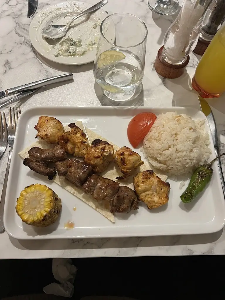 Air Turkish Restaurant_Burgess Hill_slider_image_3