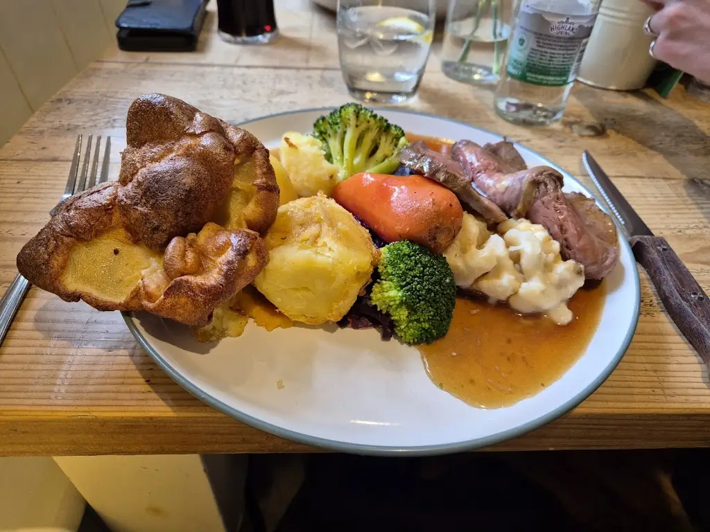 Danielle Downs_The Fleece Inn_Bungay_review