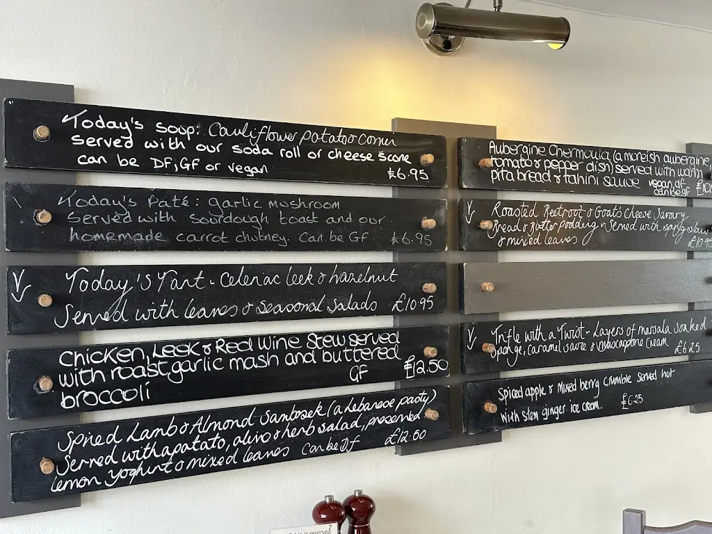 Menu_Earsham Street Cafe_Bungay_image_2