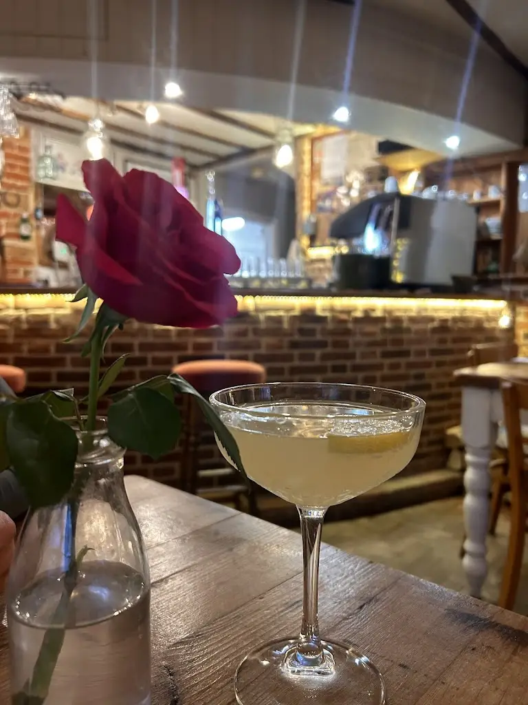 Chloe Wright_The Olive Tree_Bungay_review
