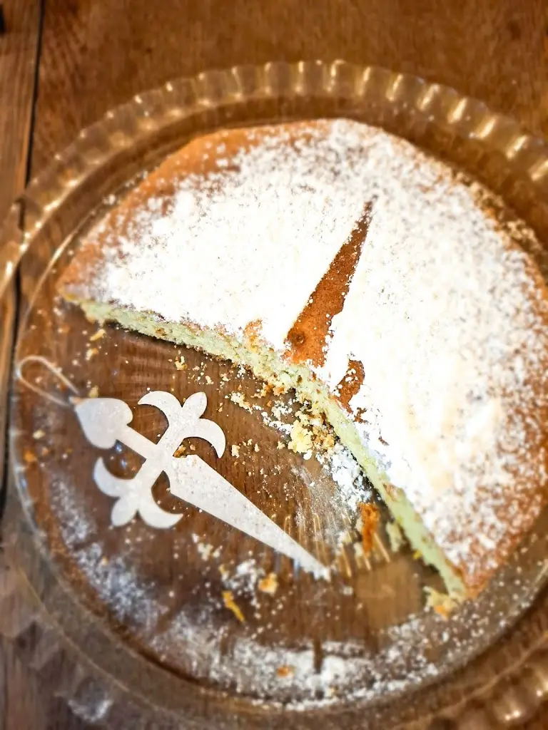 James Mayhew_The Mayfair_Bungay_reseña