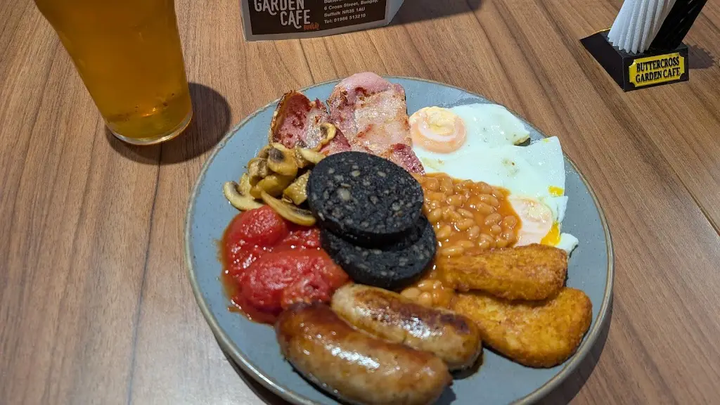 Alfie Temple_Buttercross Garden Cafe_Bungay_review