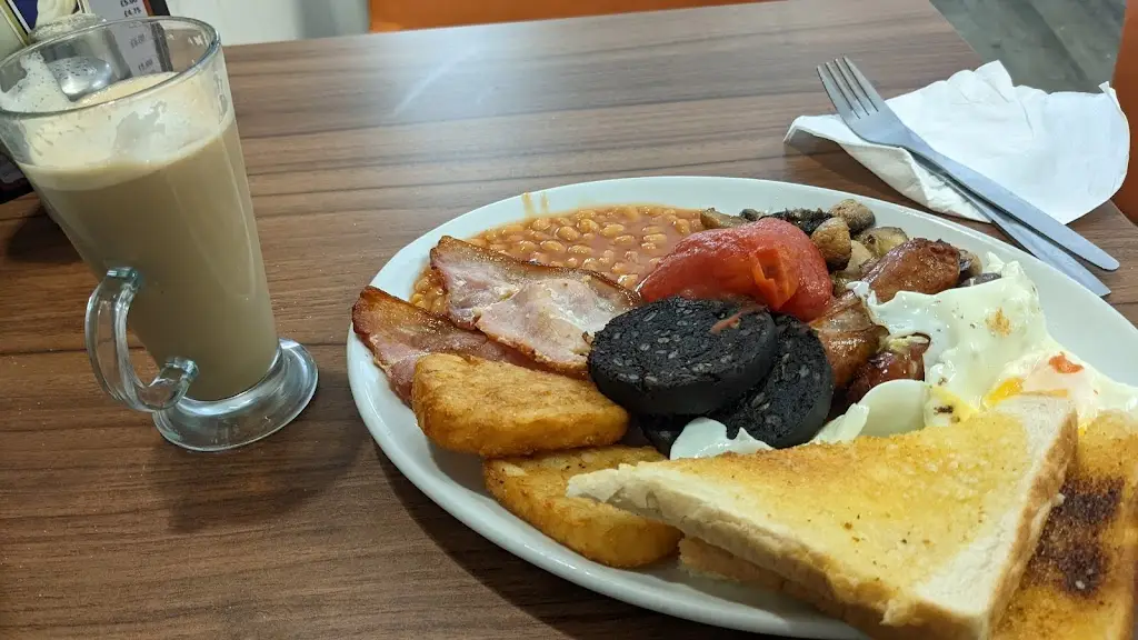 Tom Morris_Buttercross Garden Cafe_Bungay_review