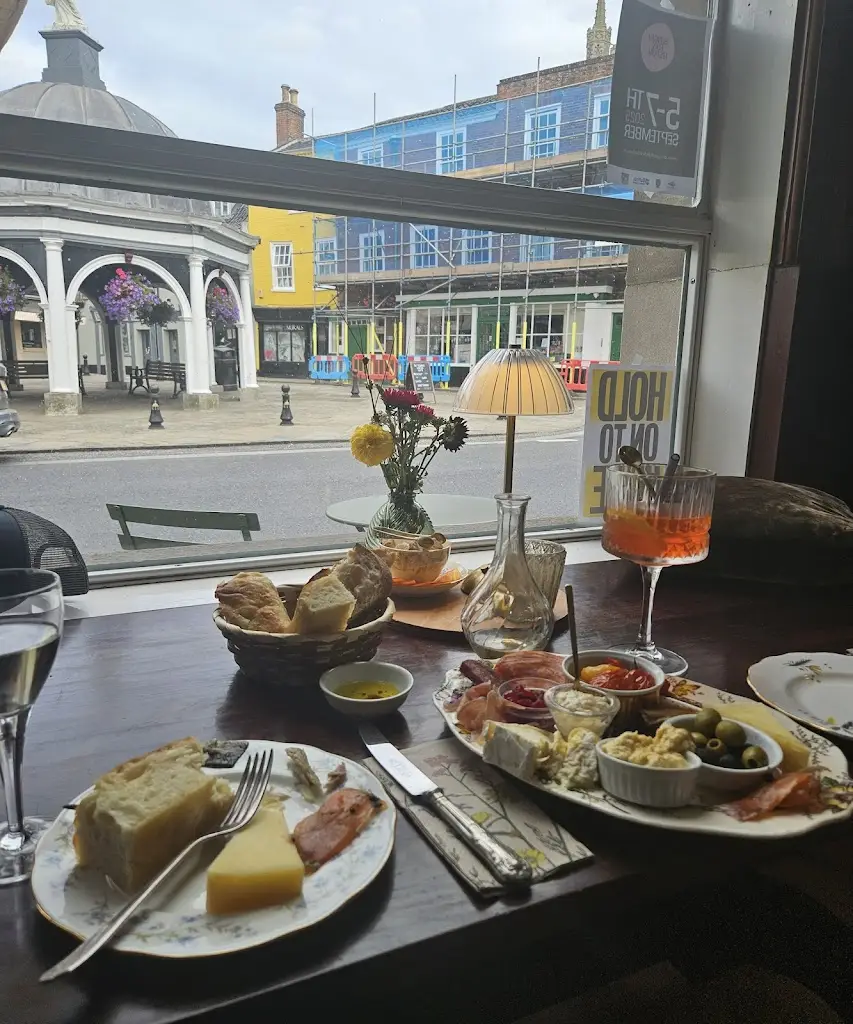 Blake Foster_The Old Bank_Bungay_review