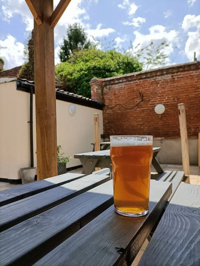 Ian Goold_The Chequers Inn_Bungay_review